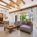 Villa Sampada